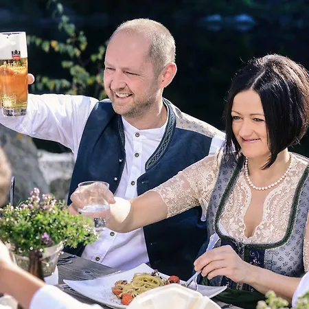 Zum Stemplinger Hansl