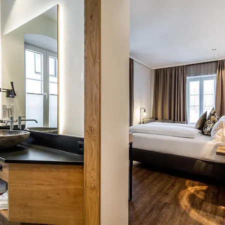 Zum Stemplinger Hansl Hotel