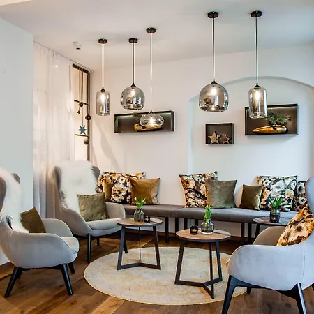 Zum Stemplinger Hansl فندق