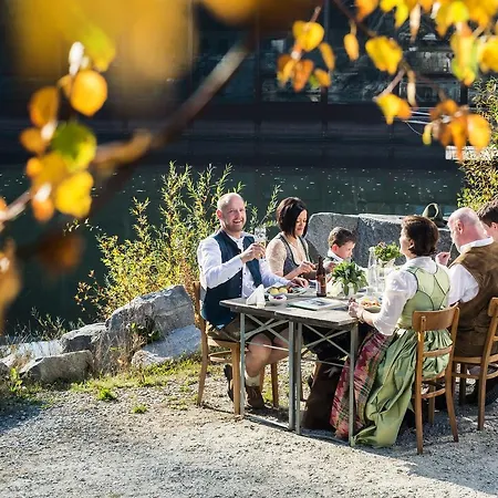 Zum Stemplinger Hansl هاوتسنبرغ